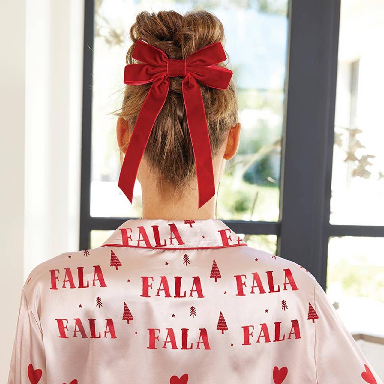 Velvet Bow Clip Set - Blush/Red: 100% Polyester, Velvet / One Size Fits Most