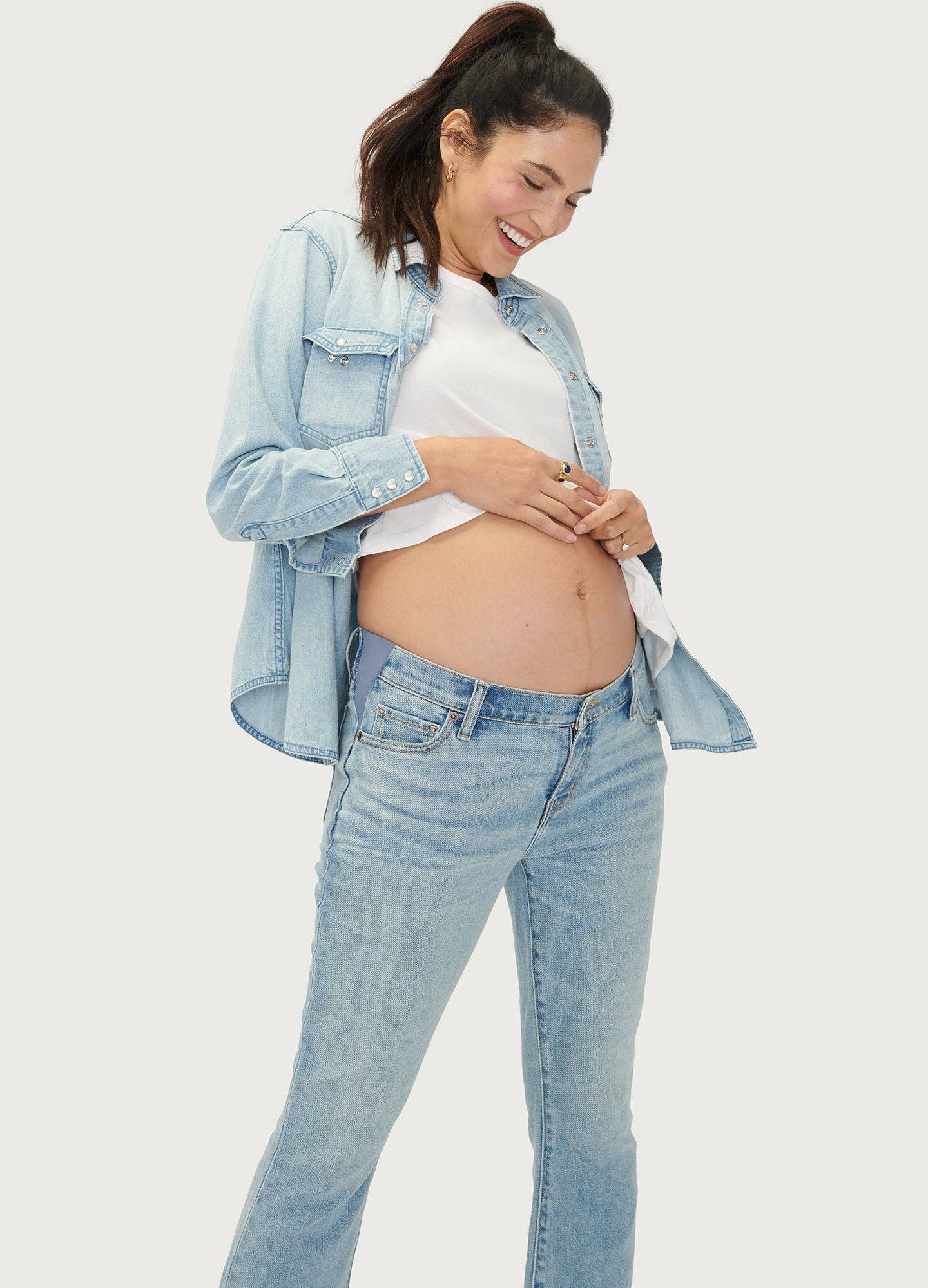 The Crop Maternity Jean: Indigo / 27