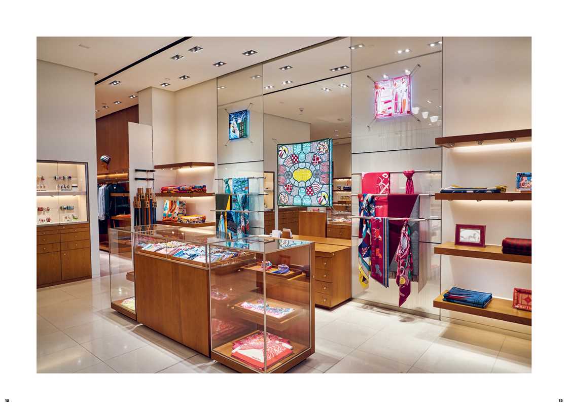 Essence of Hermès by Kelly  Reising: Hardcover; 144 pages / English