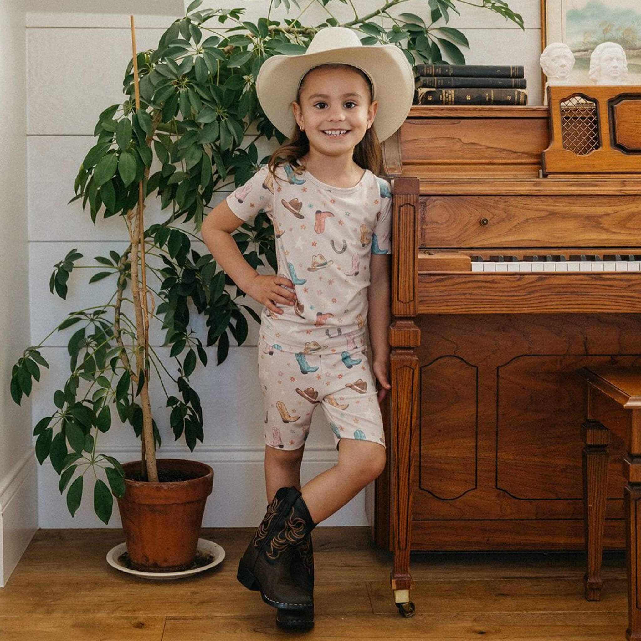 2pc Short Sleeve Pajama Set - Cheyenne: 2T